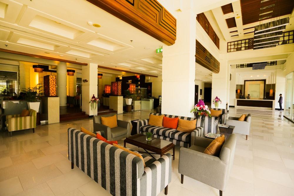 The Imperial Hotel & Convention Centre Korat Nakhonratchasima Eksteriør billede